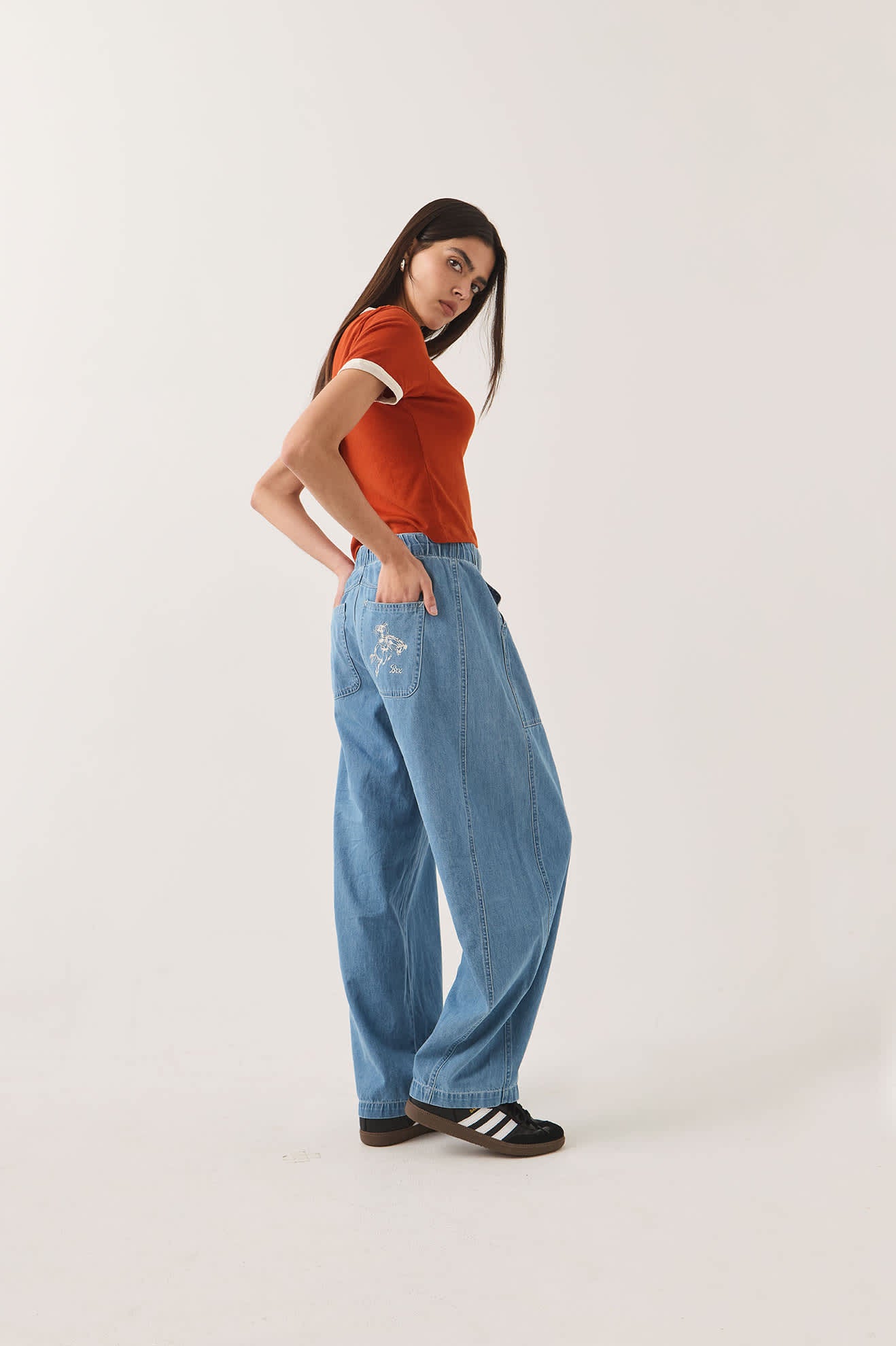 brixton-utility-everyday-barrel-pant-light-stone-wash-twill image 5