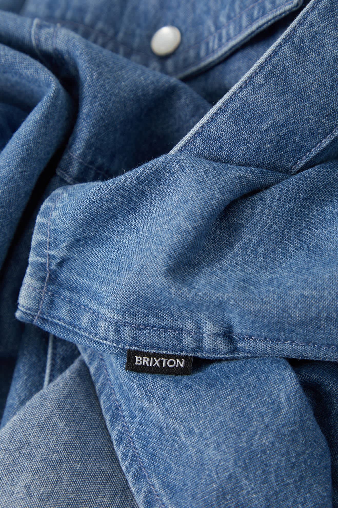 brixton-waylon-lightweight-overshirt-medium-wash-chambrey image 8