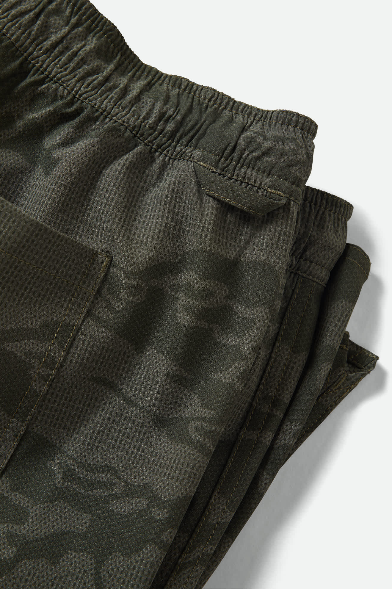 brixton-journey-active-short-olive-tiger-camo image 8