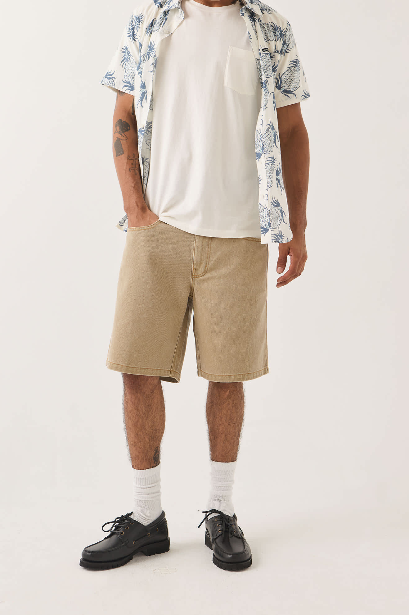 brixton-relaxed-short-herren-khaki-washed-british-khaki image 6
