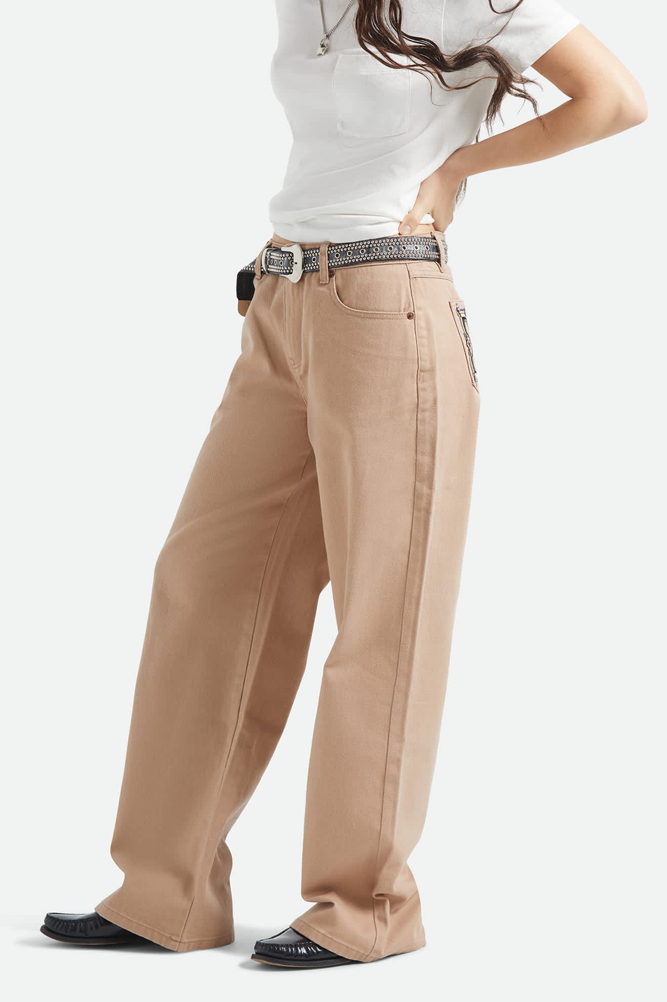 brixton-chloe-5-pocket-pant-stoffhose-washed-taupe-stickerei image 4