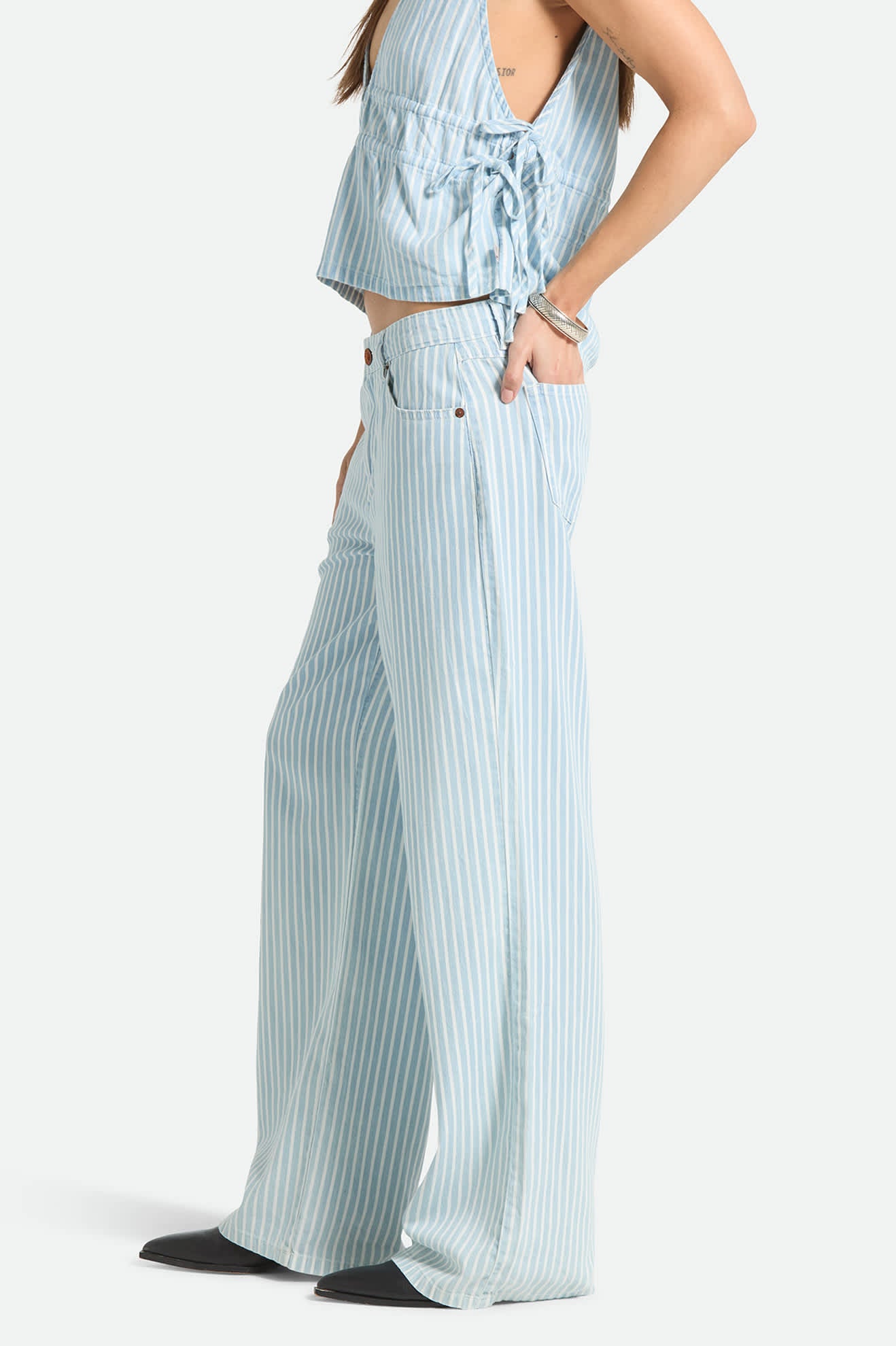 brixton-chloe-5-pocket-pant-chino-two-boot-stripe image 3