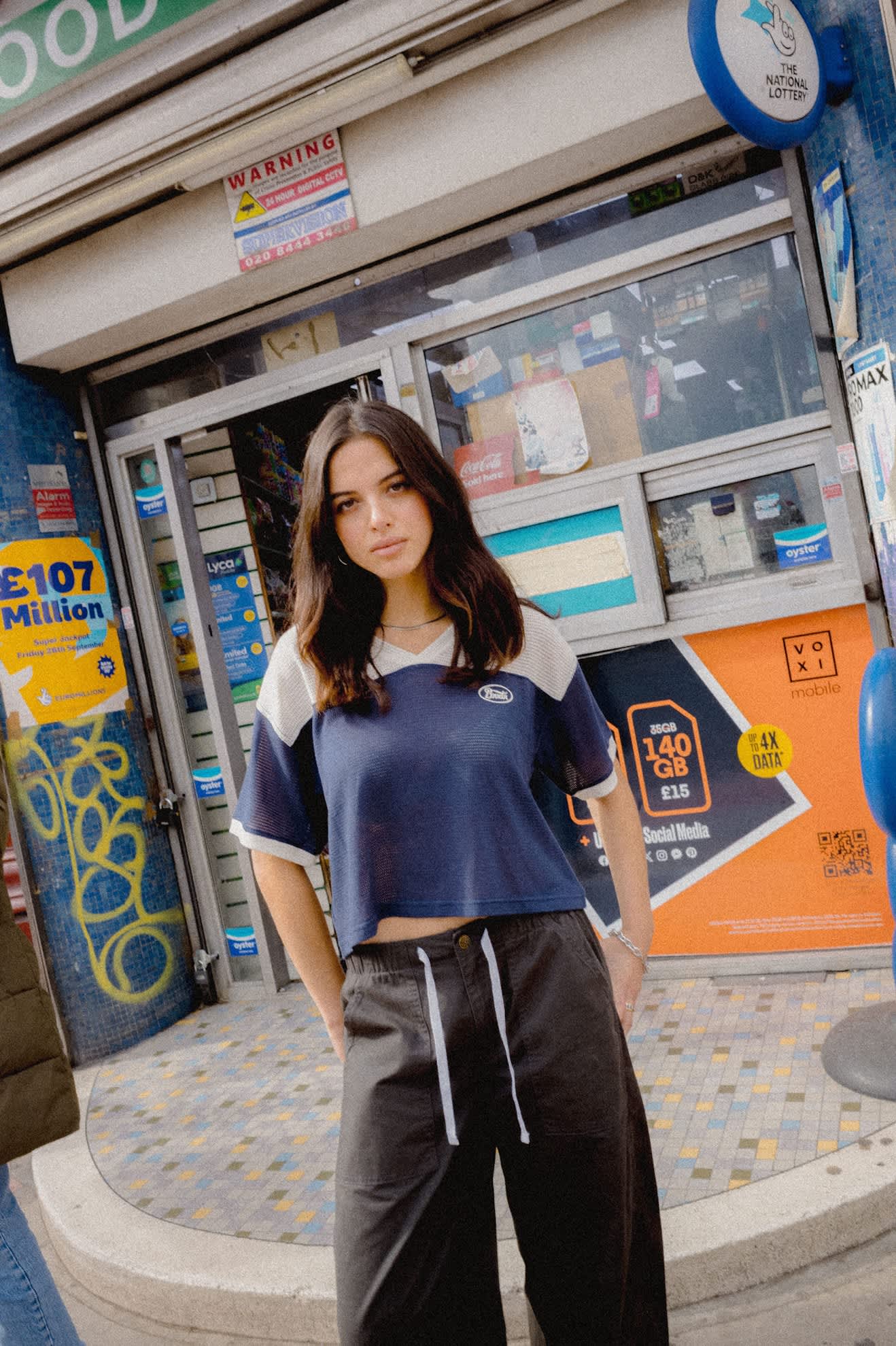 brixton-varsity-mesh-t-shirt-off-white-washed-navy-mesh image 4