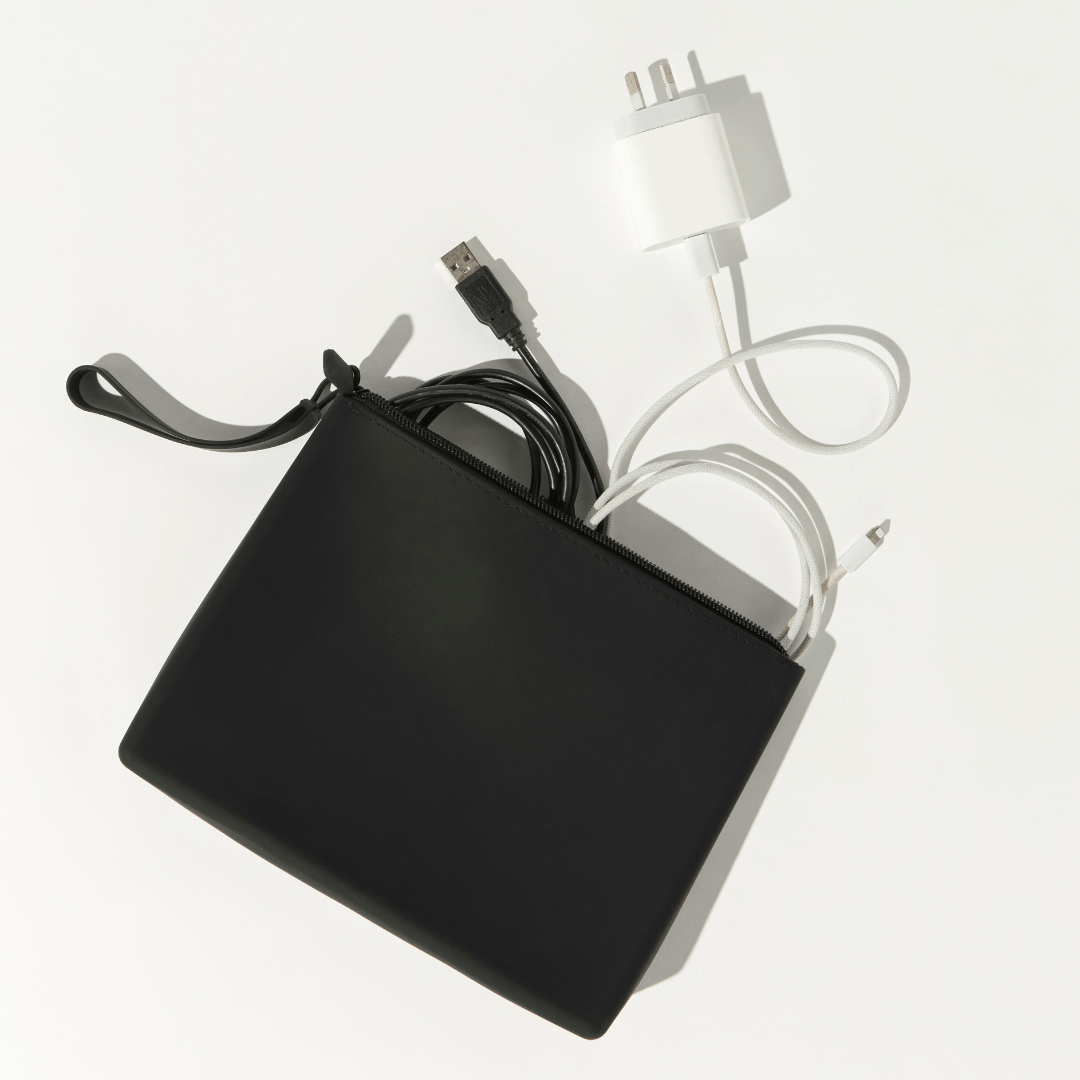 klipsta-silicone-travel-pouch-silikon-kulturbeutel-21x16-cm image 1