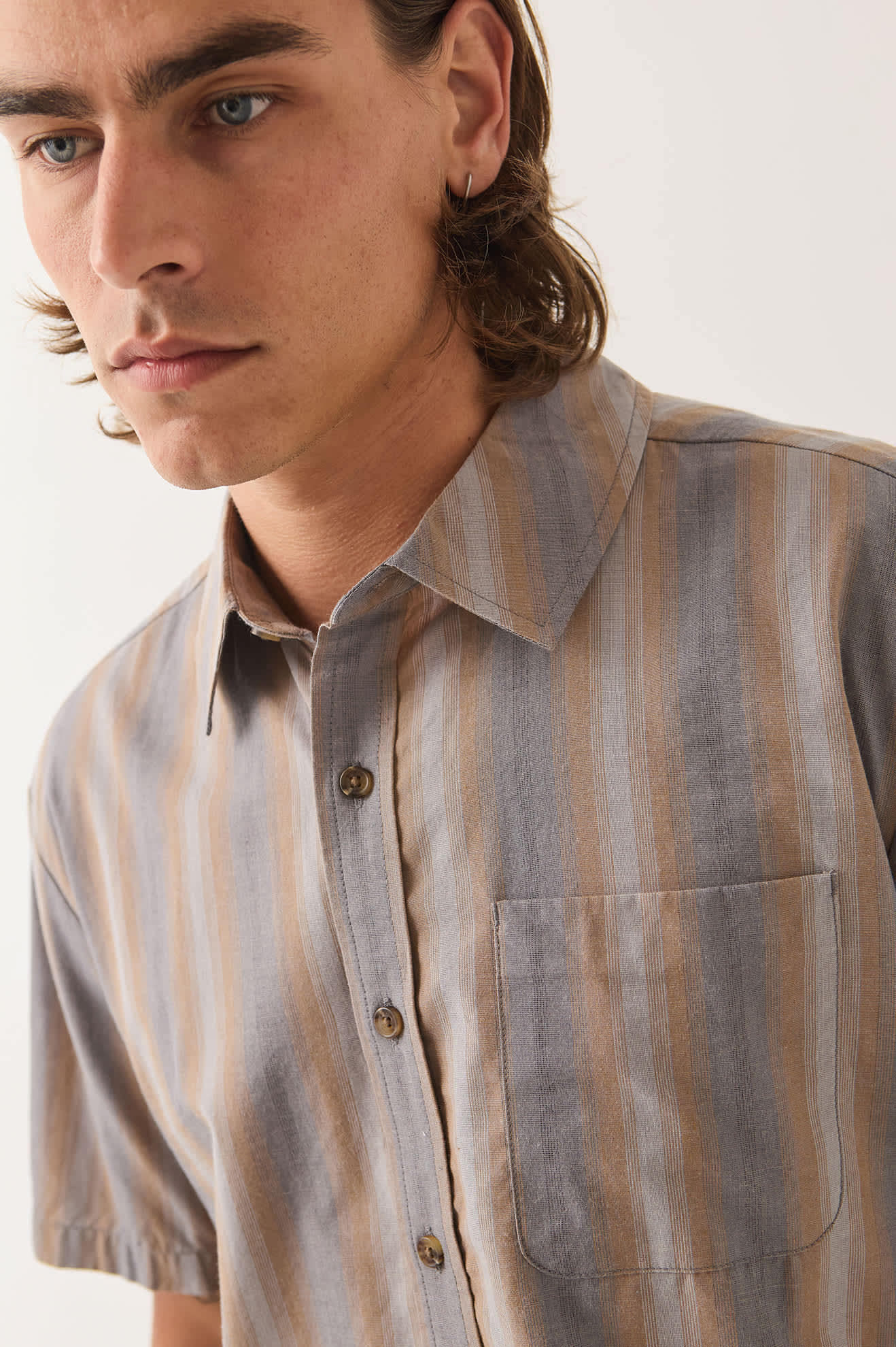 brixton-cru-shirt-herren-charcoal-shadow-stripe image 5