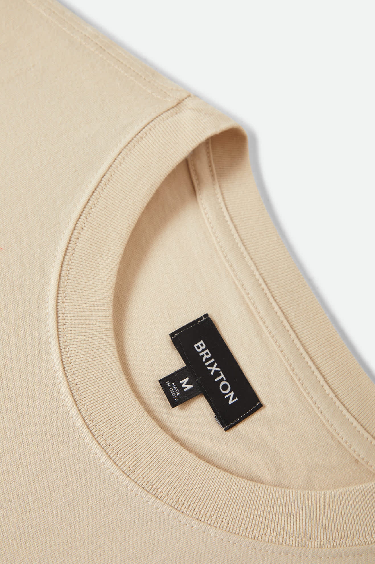 brixton-beta-shield-pocket-t-shirt-cream-baumwolle image 4
