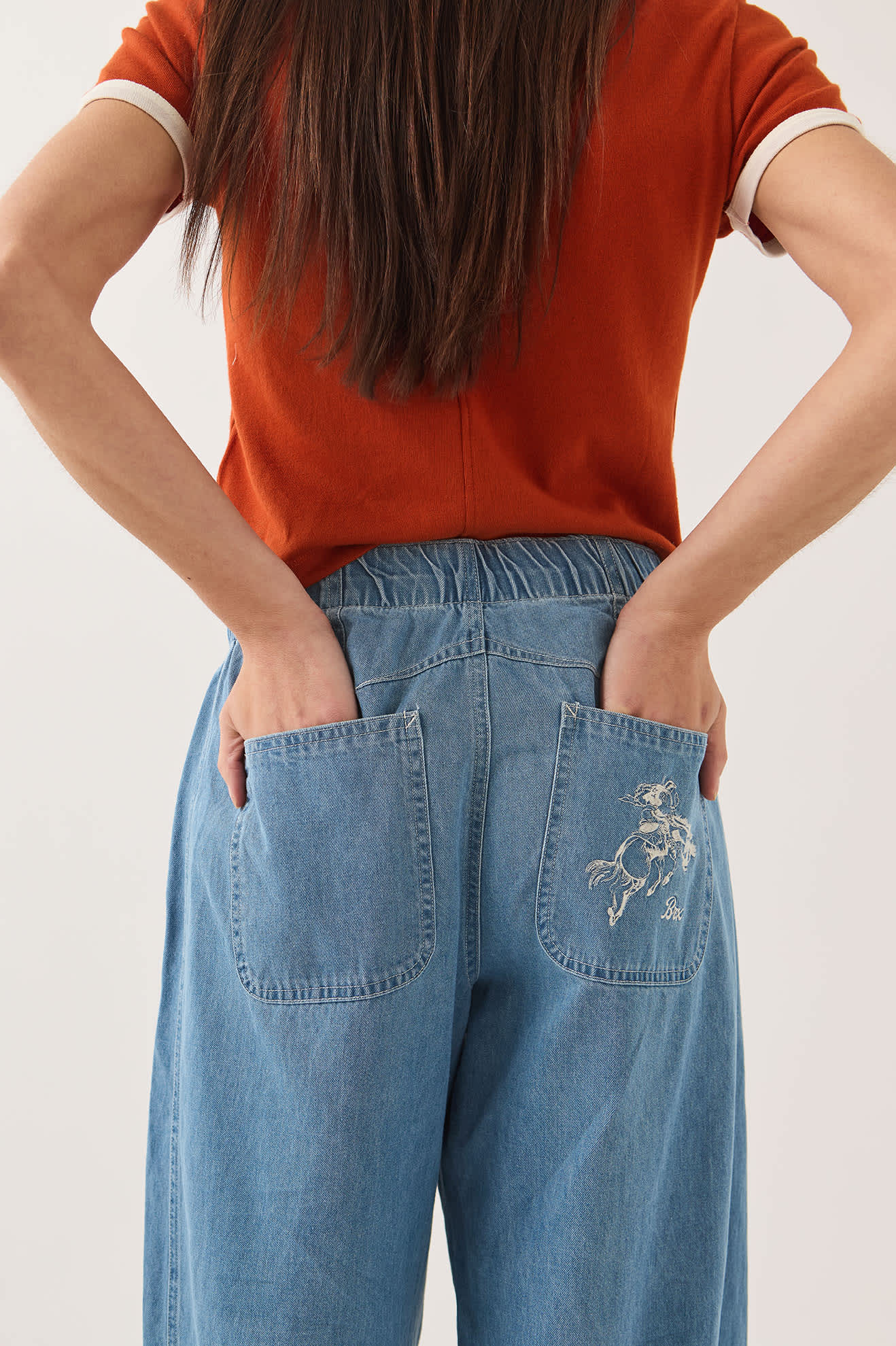brixton-utility-everyday-barrel-pant-light-stone-wash-twill image 4