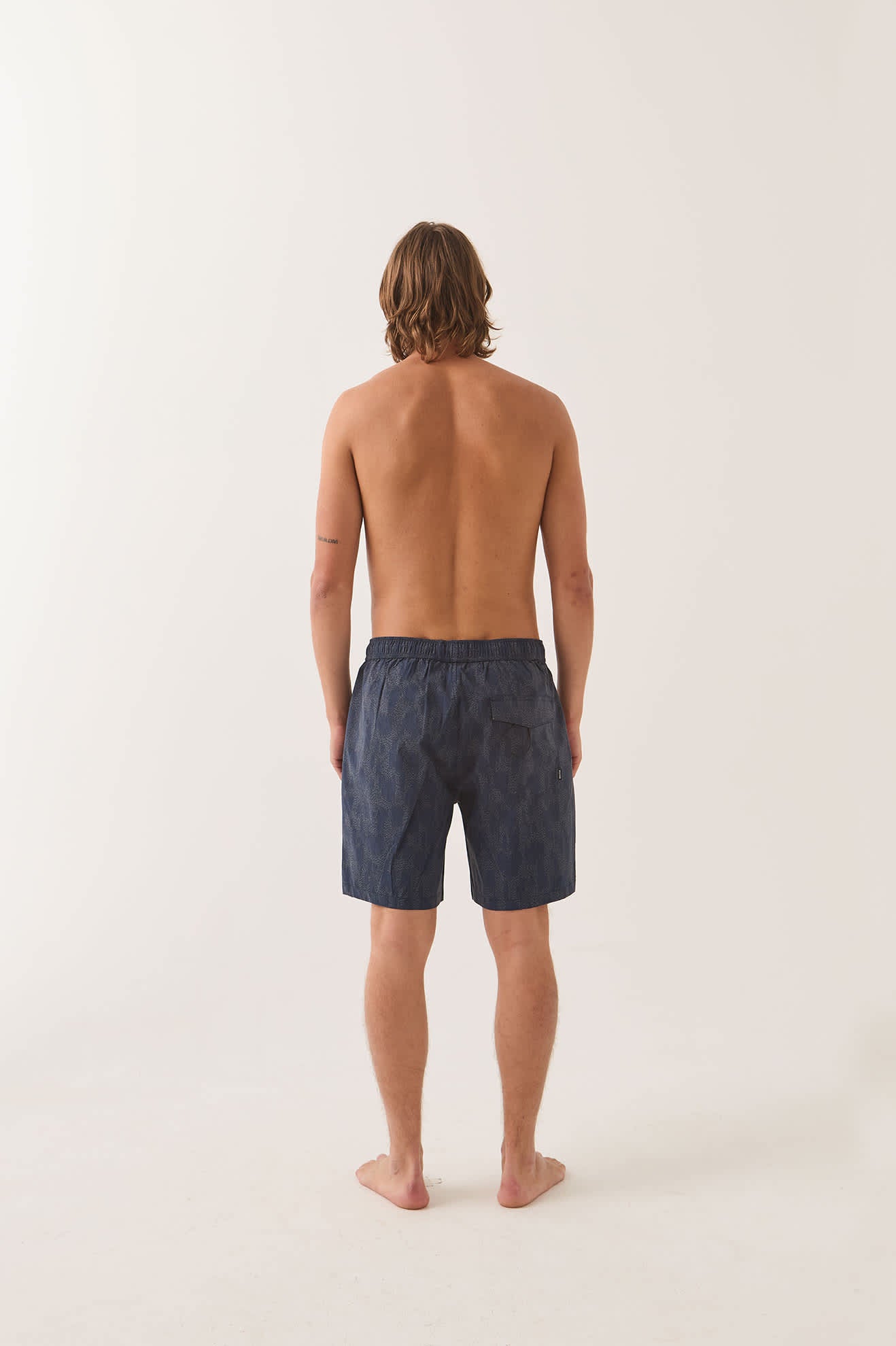 brixton-everyday-hybrid-short-7-washed-navy-crackle image 4
