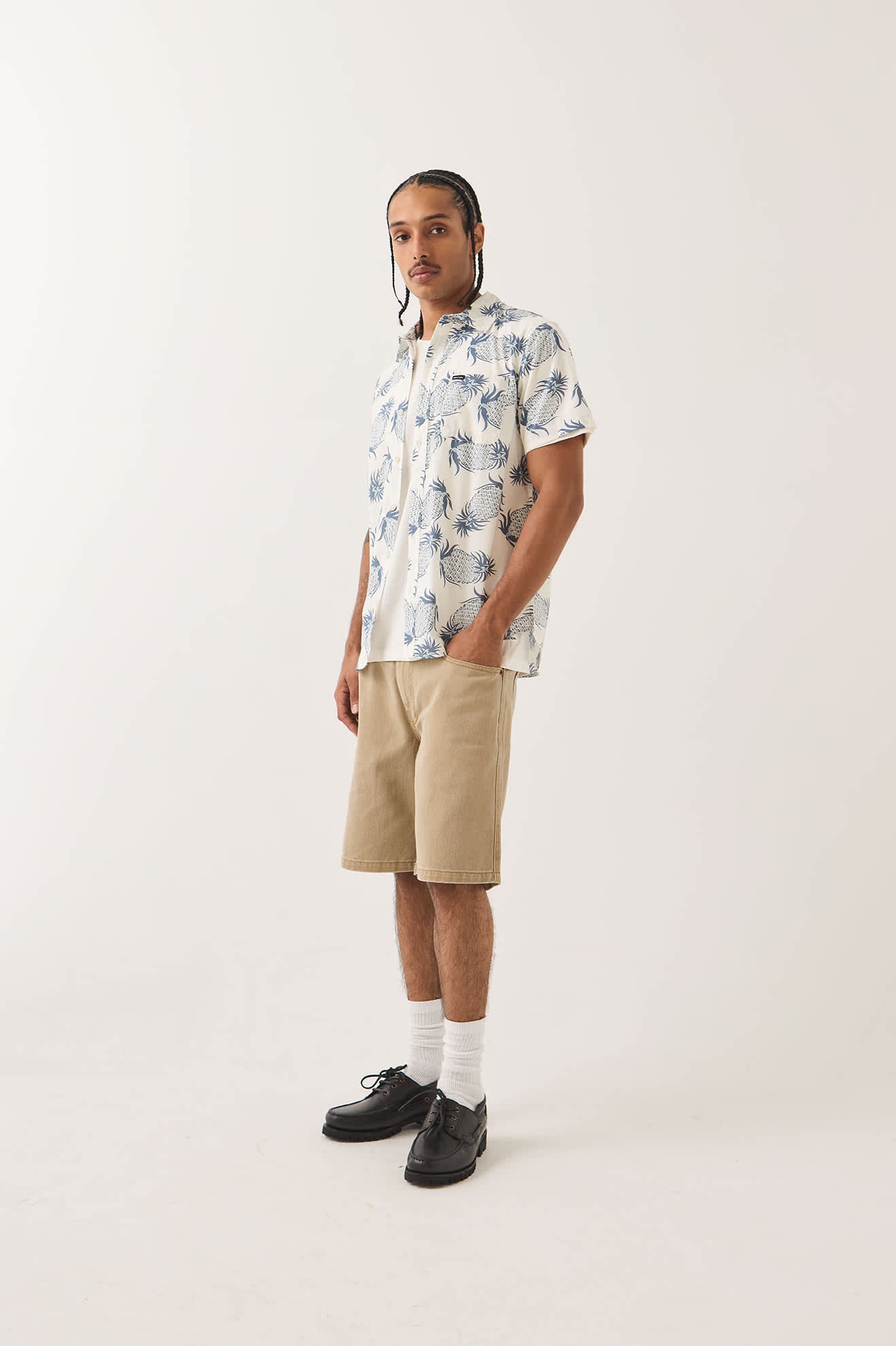 brixton-charter-print-shirt-off-white-pineapple-kurzarmhemd image 3