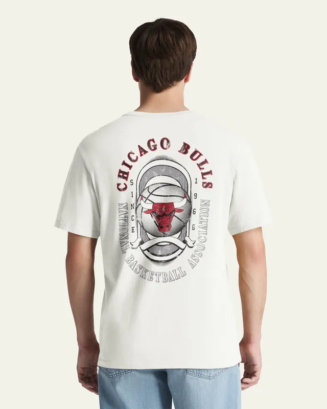 47-foundation-chicago-bulls-oval-sport-t-shirt-sandstone image 1