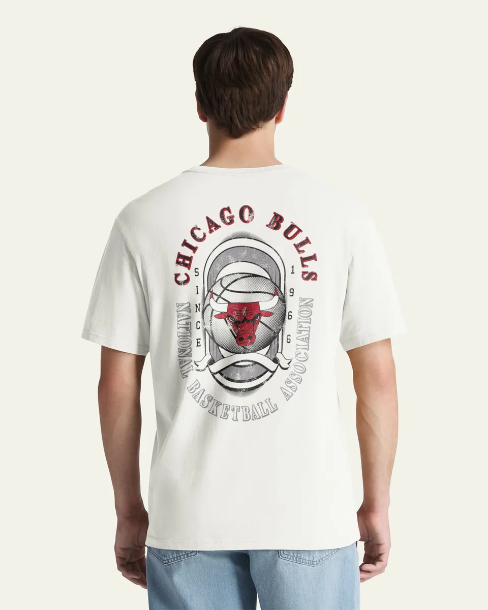 47-foundation-chicago-bulls-oval-sport-t-shirt-sandstone image 1