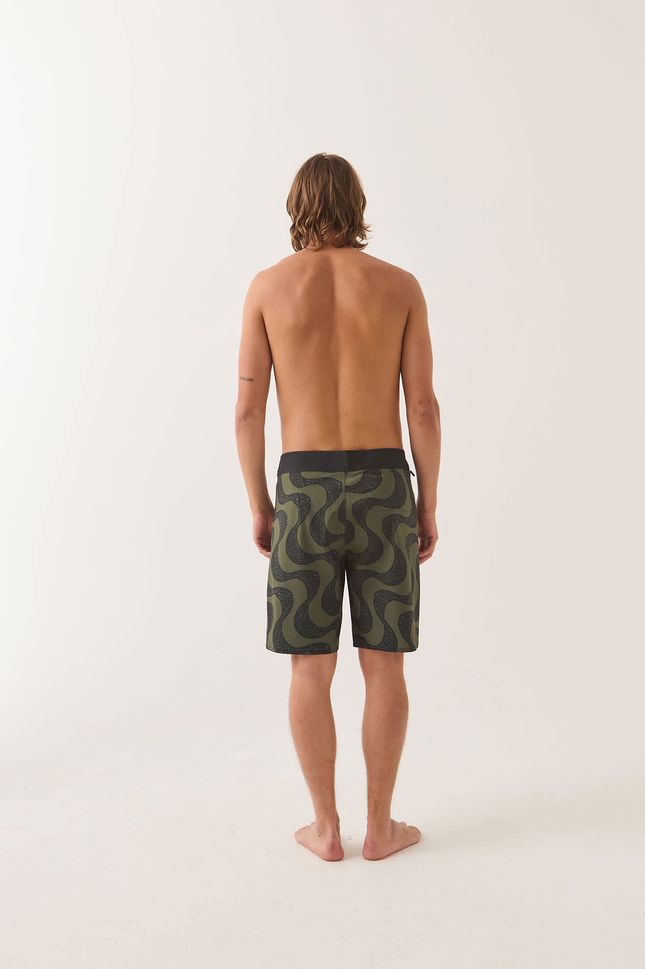 brixton-blitz-boardshort-19-dark-olive-badehose image 4