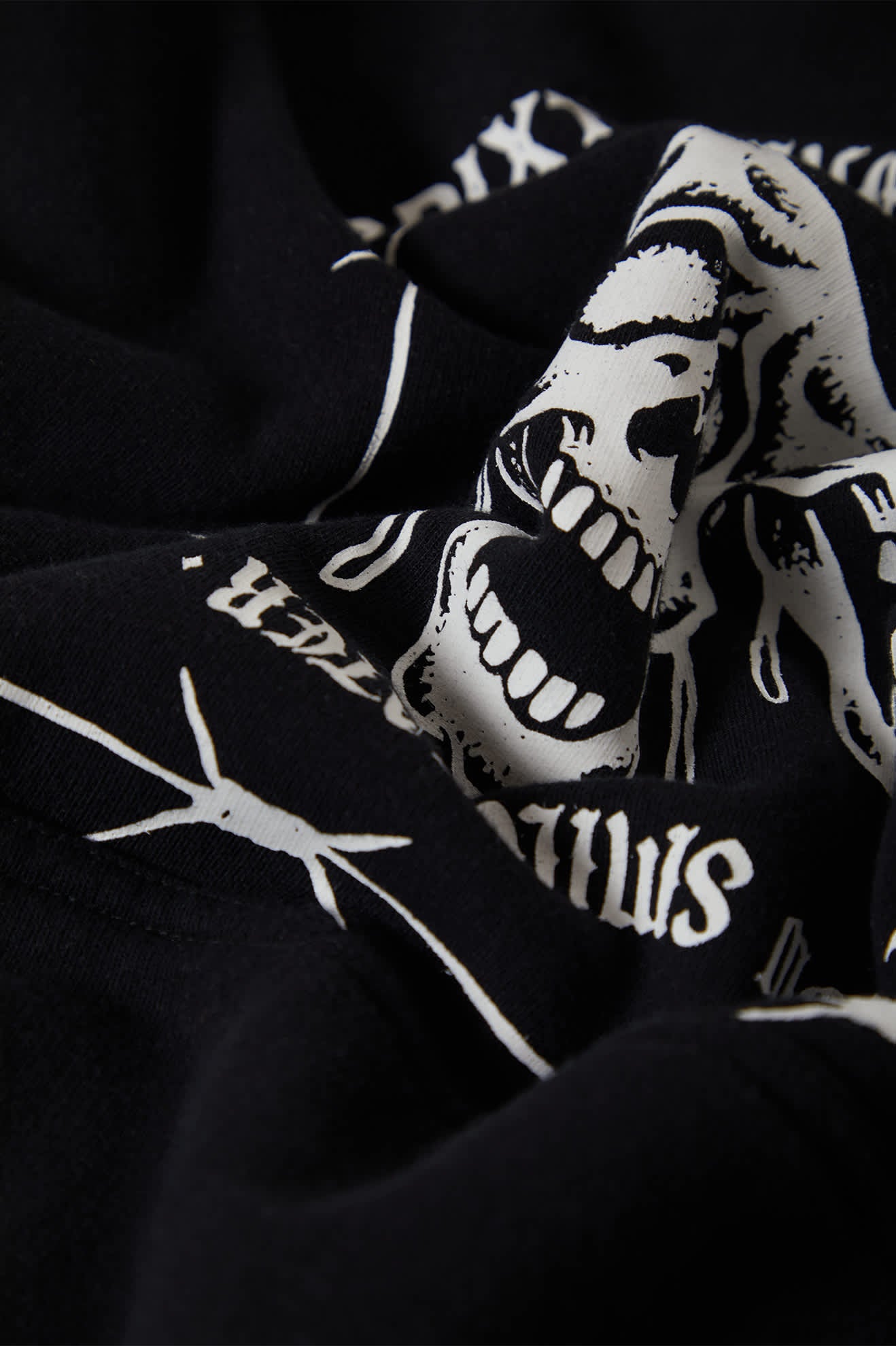 brixton-smile-always-hoodie-black-worn-wash-baumwolle image 2