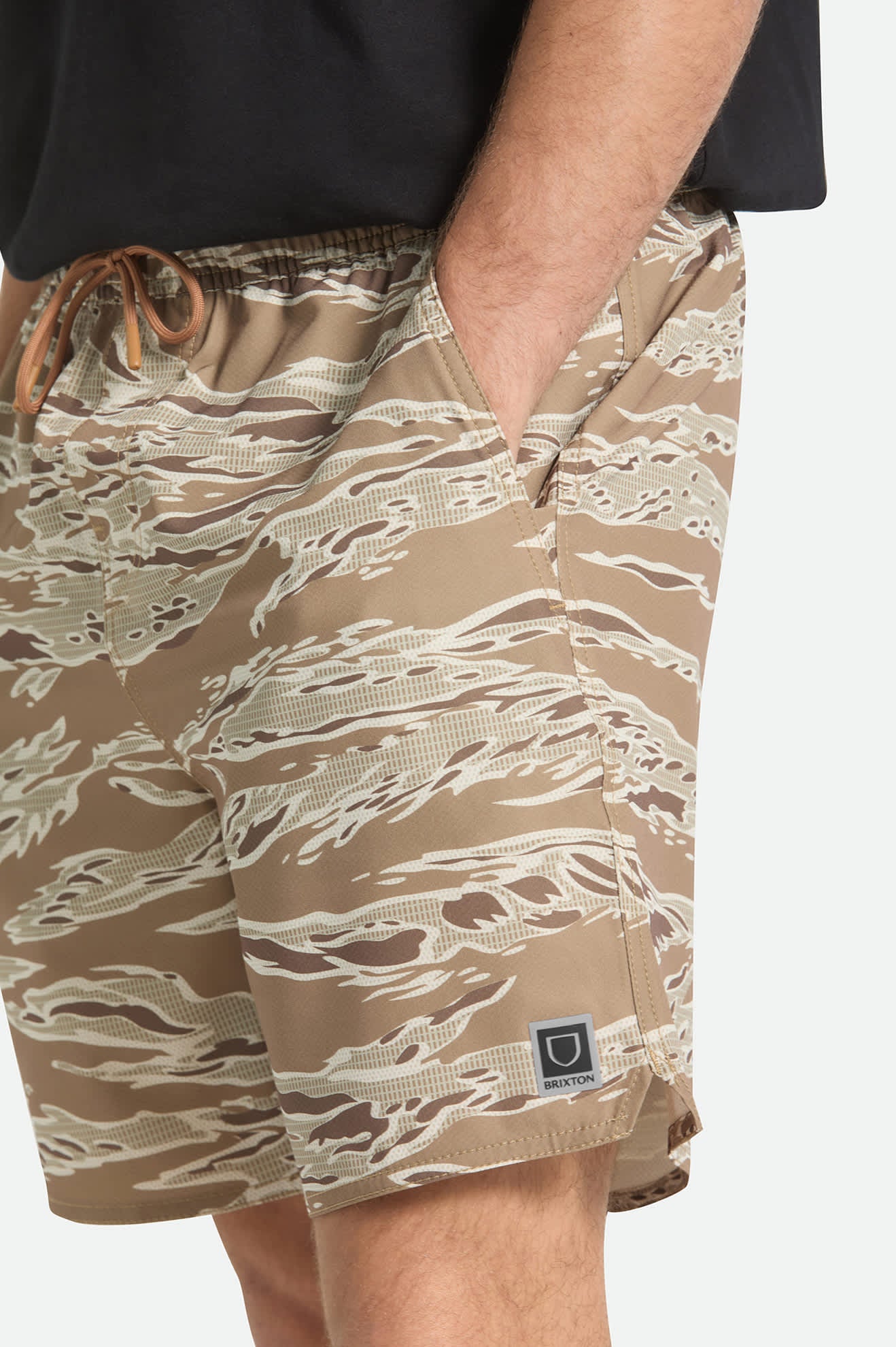 brixton-journey-active-short-shorts-desert-tiger-camo image 4