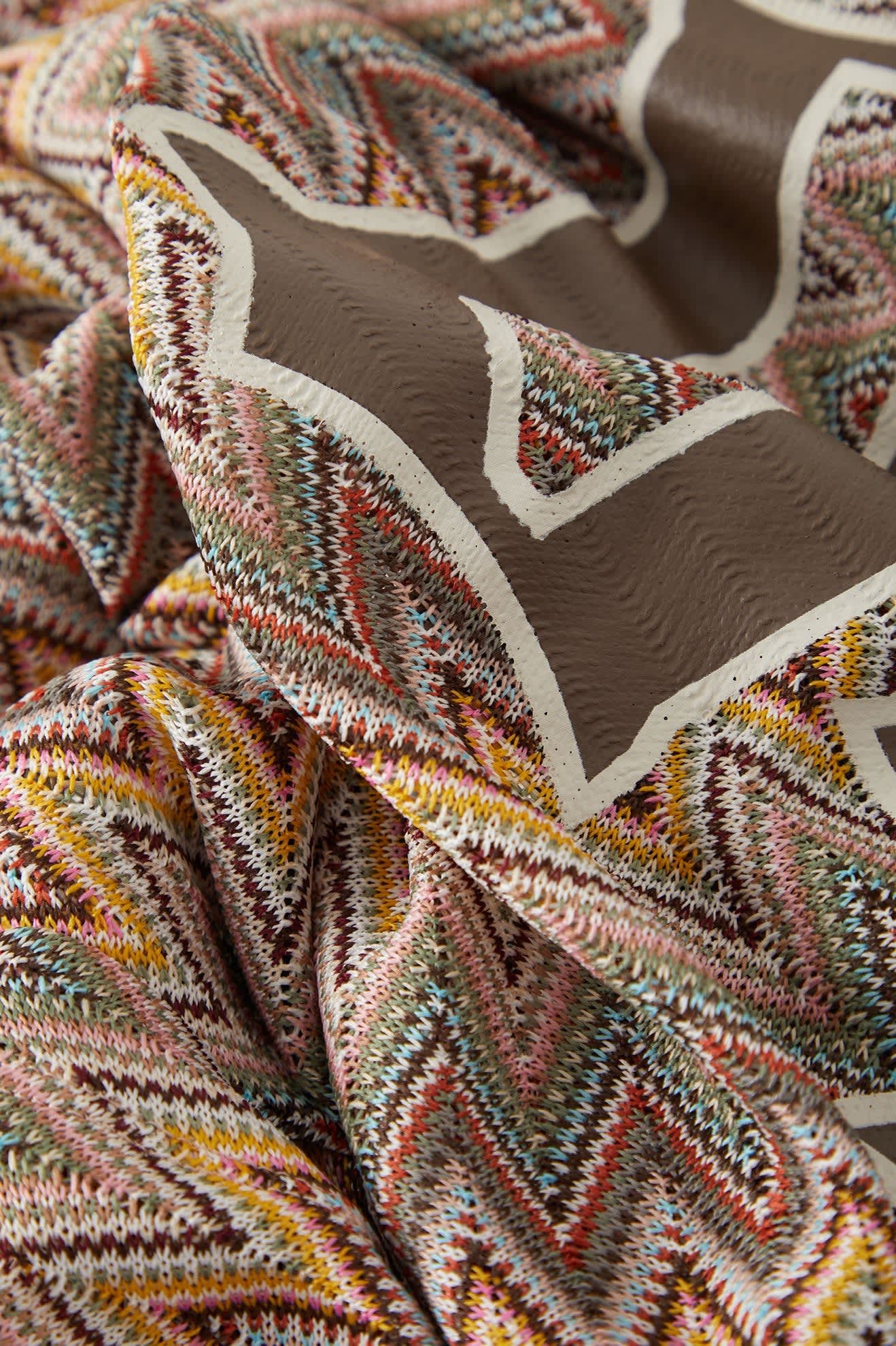 brixton-football-mesh-jersey-oversized-multi-color-zigzag-mesh image 8