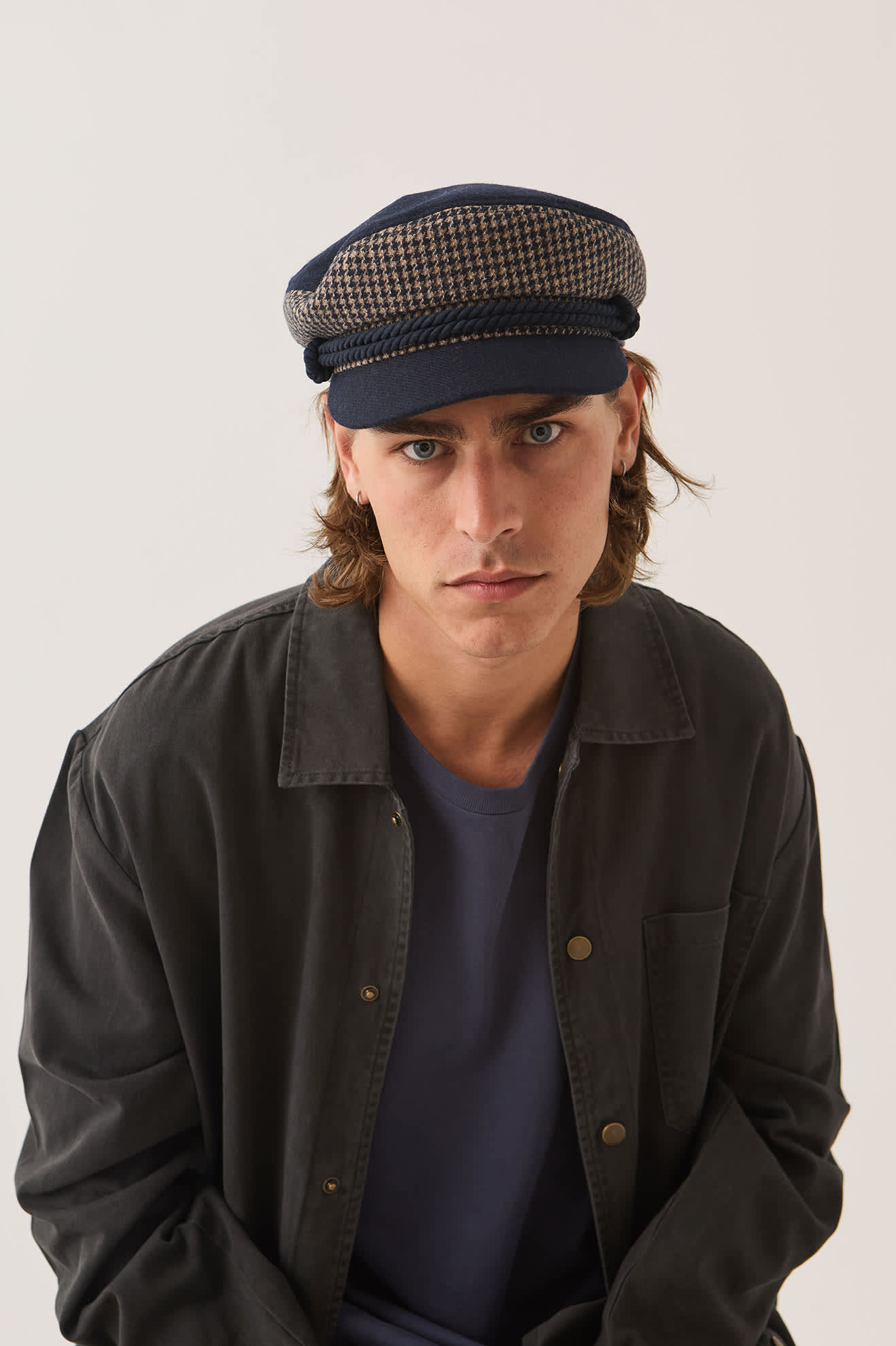 brixton-fiddler-fisherman-cap-navy-sand-houndstooth image 2