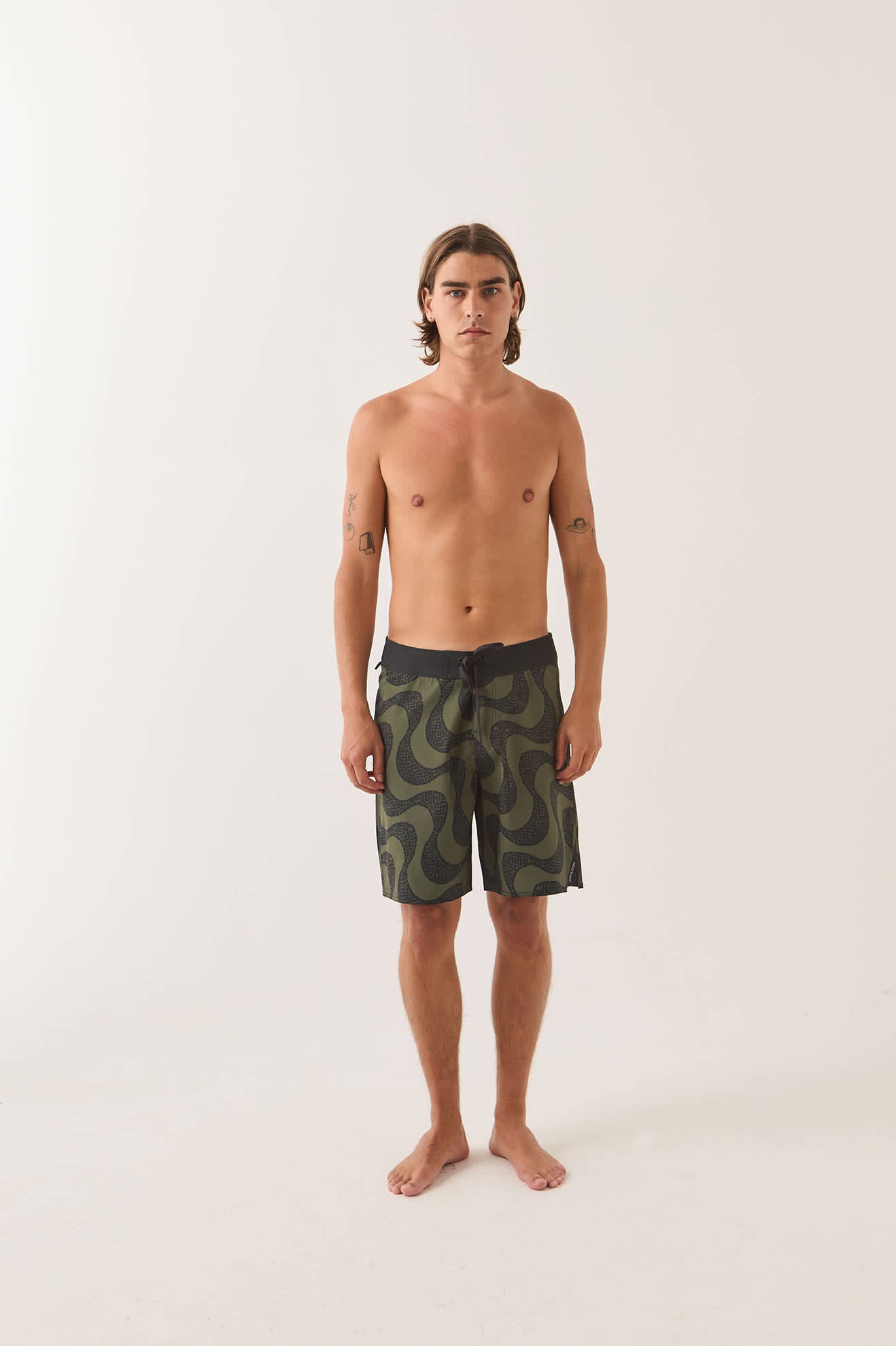brixton-blitz-boardshort-19-dark-olive-badehose image 2