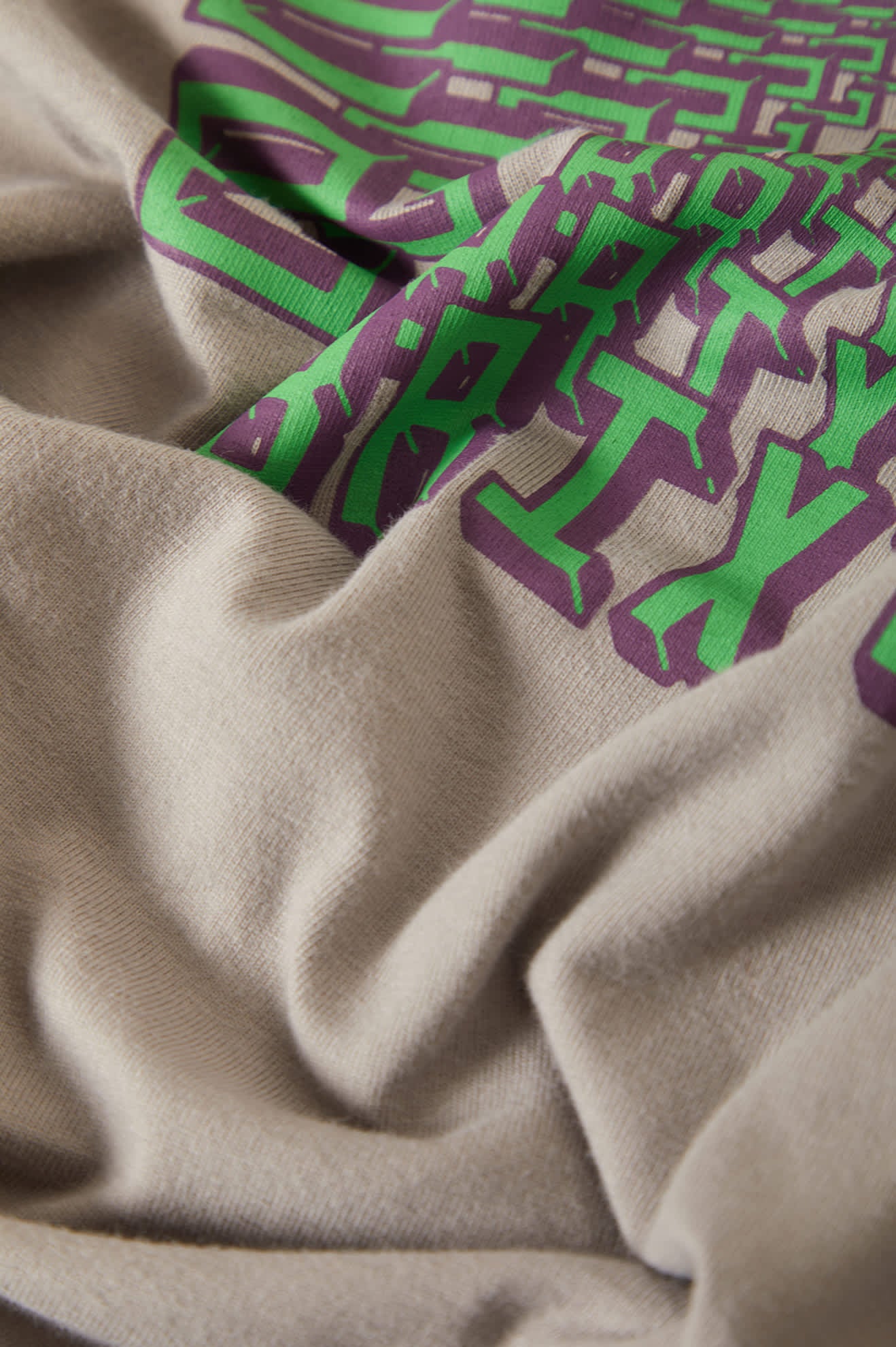 brixton-ursa-oversized-t-shirt-herren-pebble-stone-print image 3
