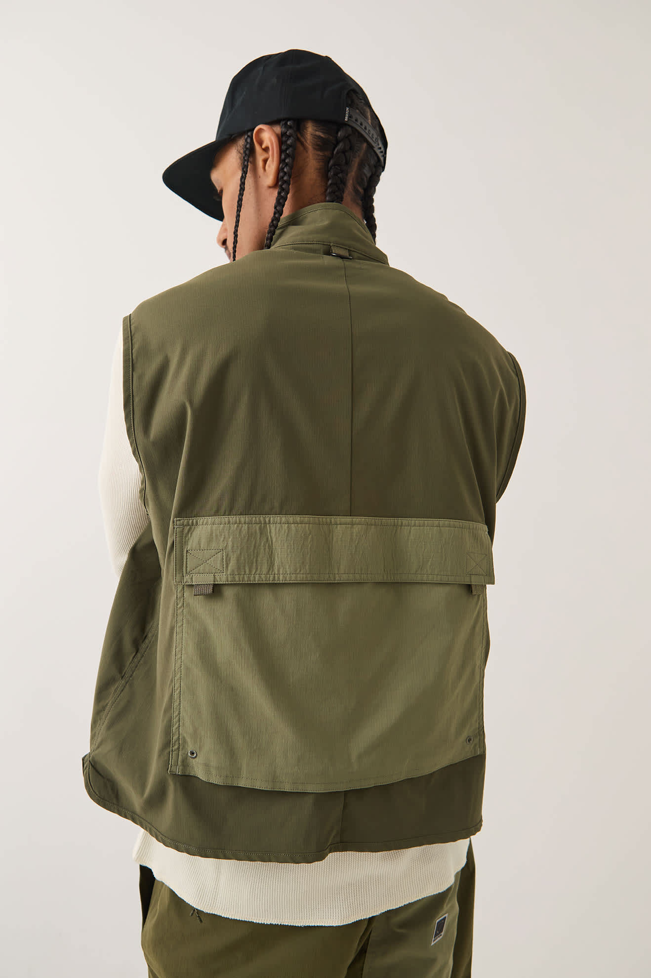 brixton-journey-utility-weste-dark-olive image 6