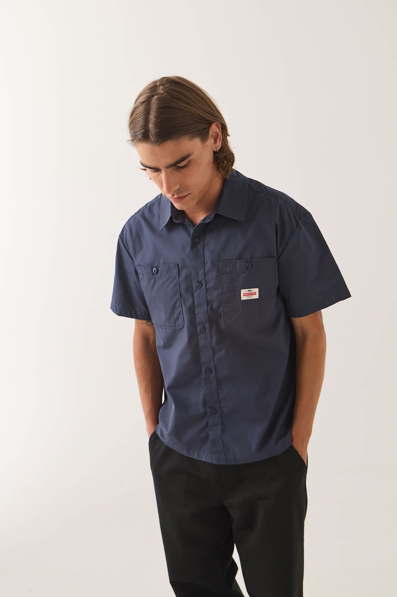 brixton-trademark-kurzarm-hemd-washed-navy-twill image 3