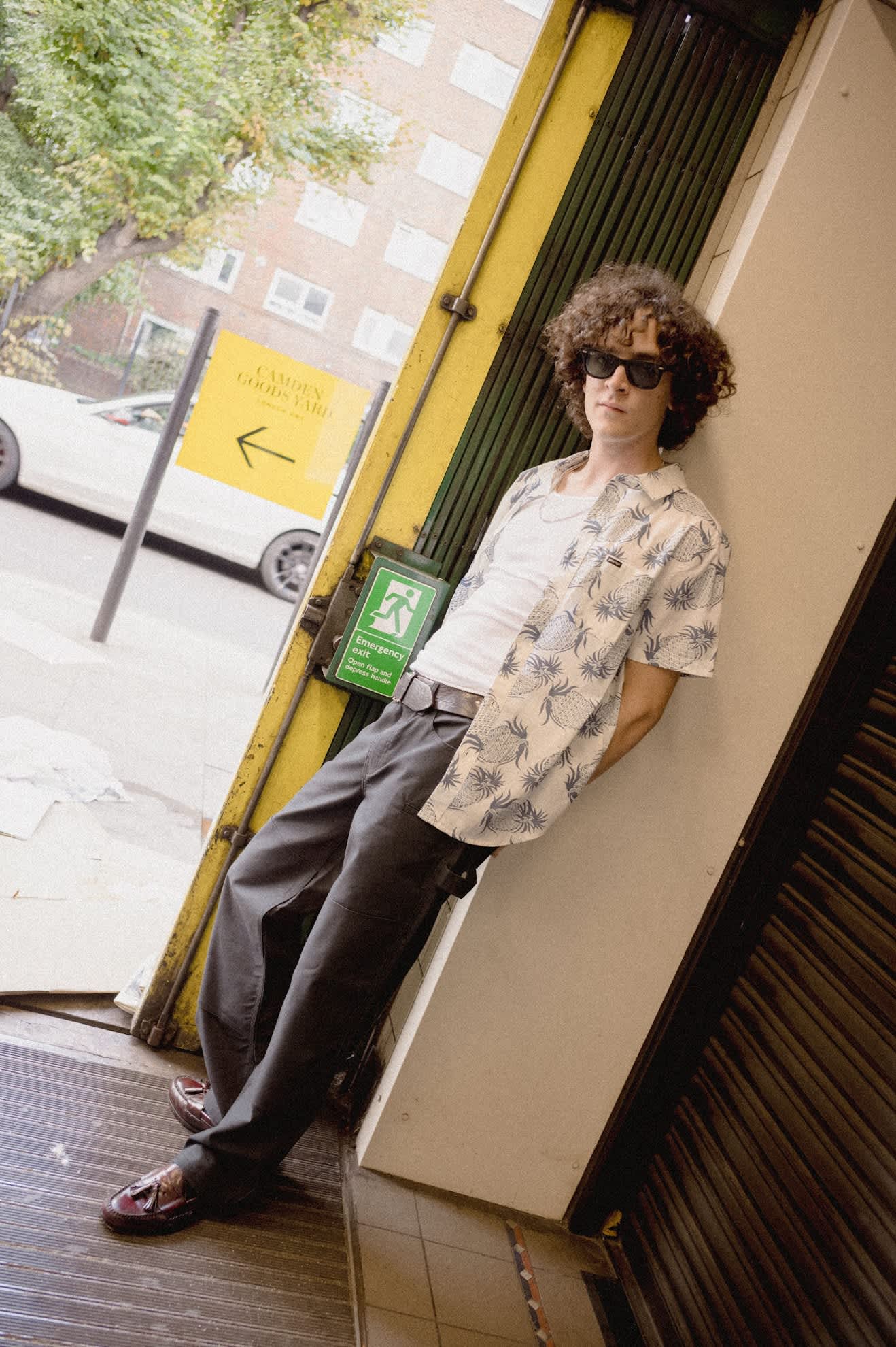 brixton-charter-print-shirt-off-white-pineapple-kurzarmhemd image 8