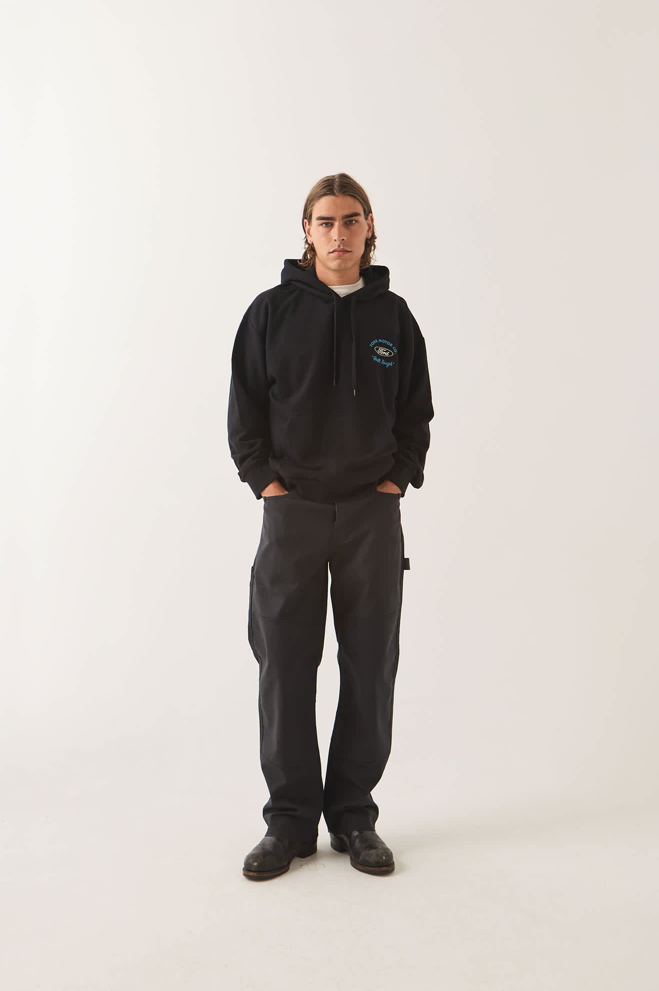 brixton-ford-built-tough-4x4-hoodie-burnt-rubber-schwarz image 2