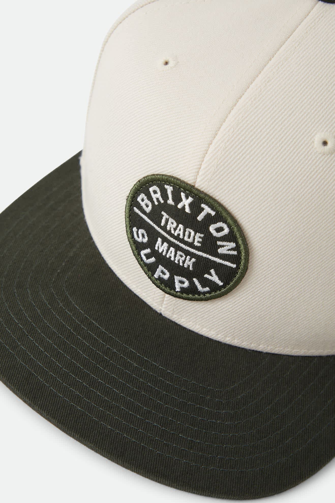 brixton-oath-iii-snapback-wax-paper-dark-olive-patch-cap image 3