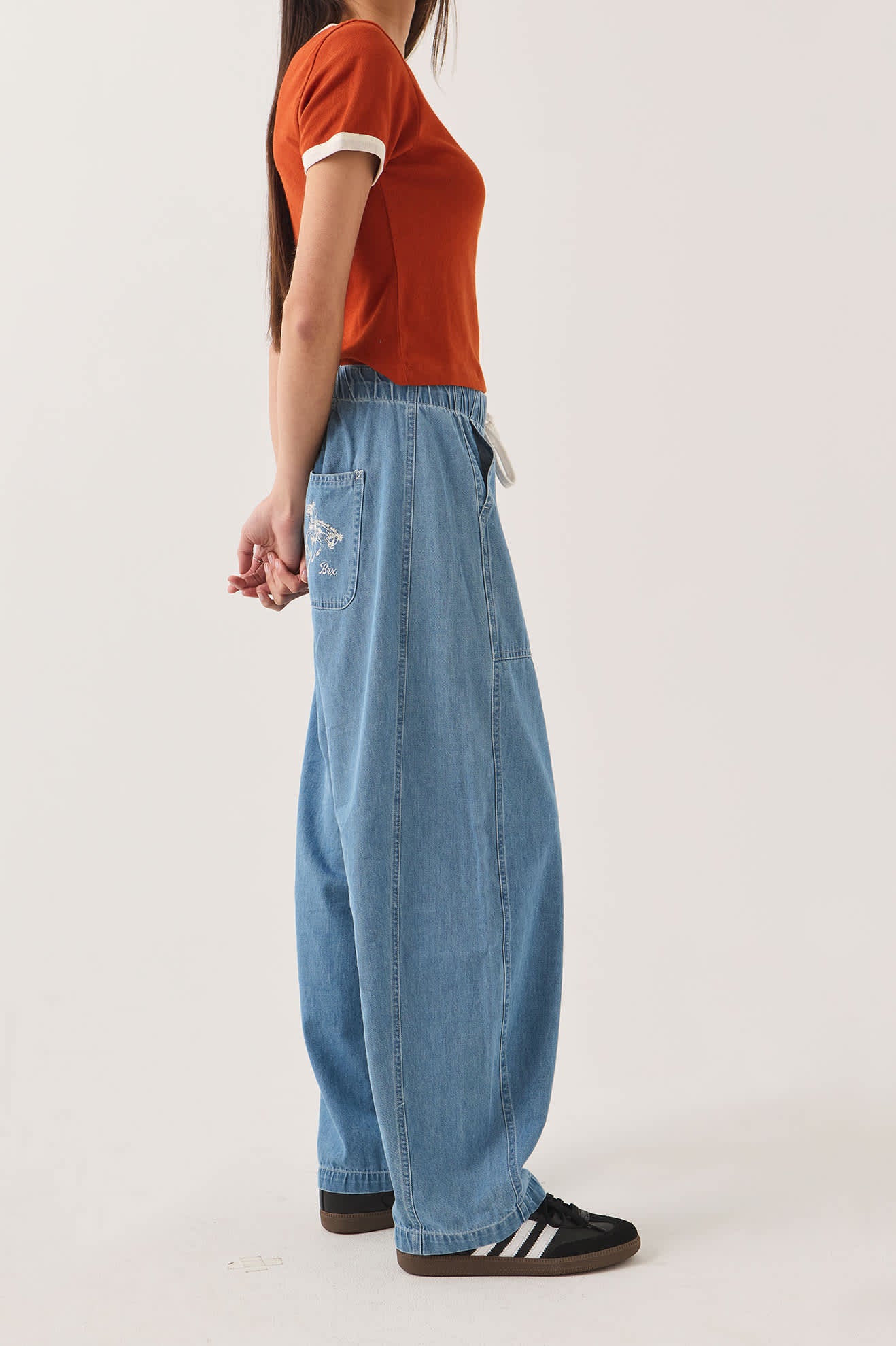 brixton-utility-everyday-barrel-pant-light-stone-wash-twill image 6