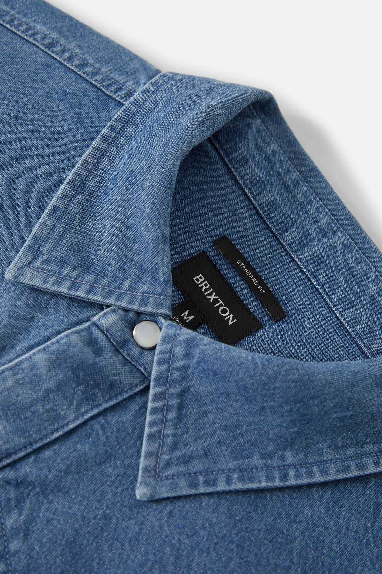 brixton-waylon-lightweight-overshirt-medium-wash-chambrey image 6