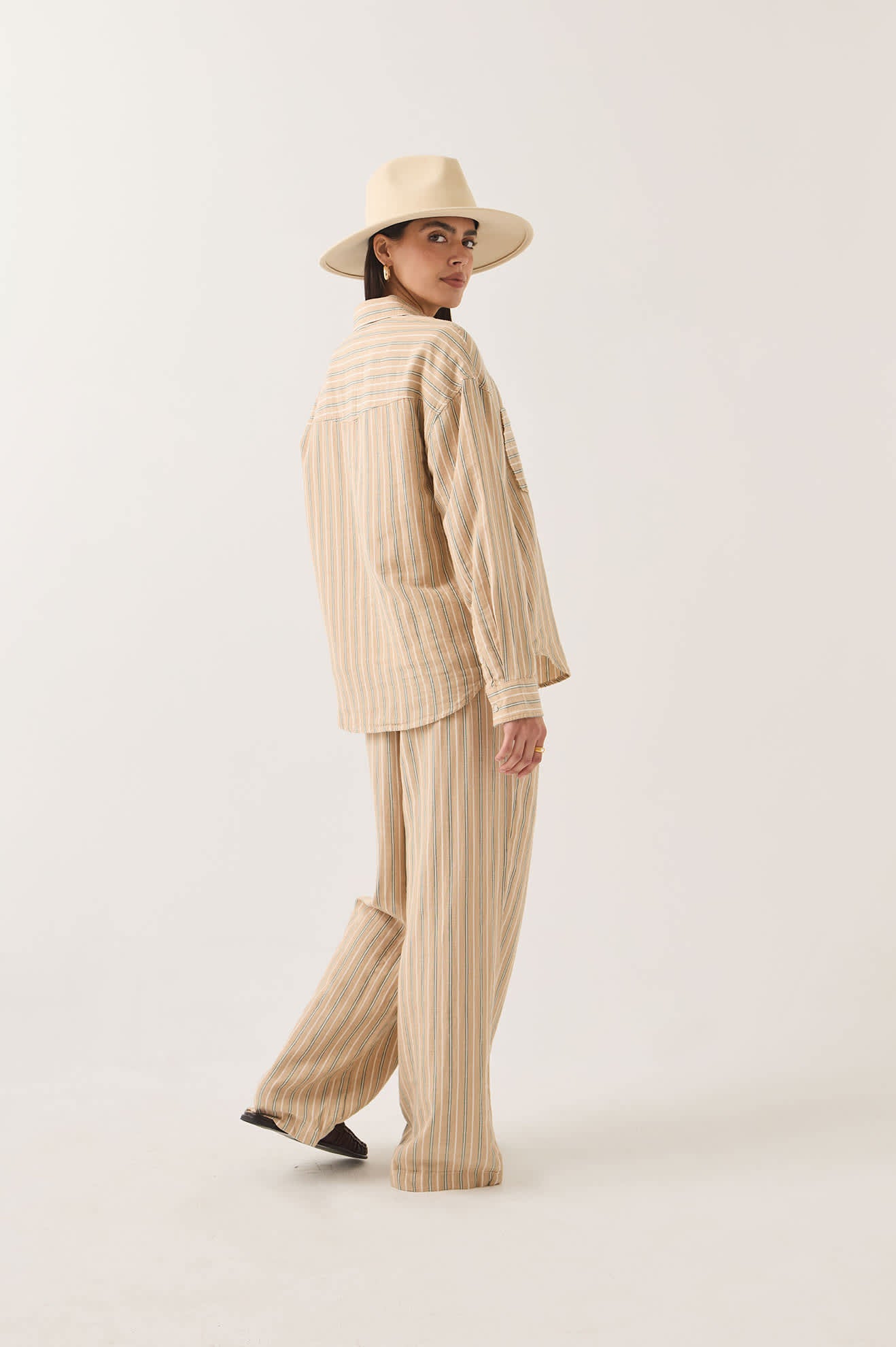 brixton-wayne-damenhemd-sand-stripe-langarm image 6