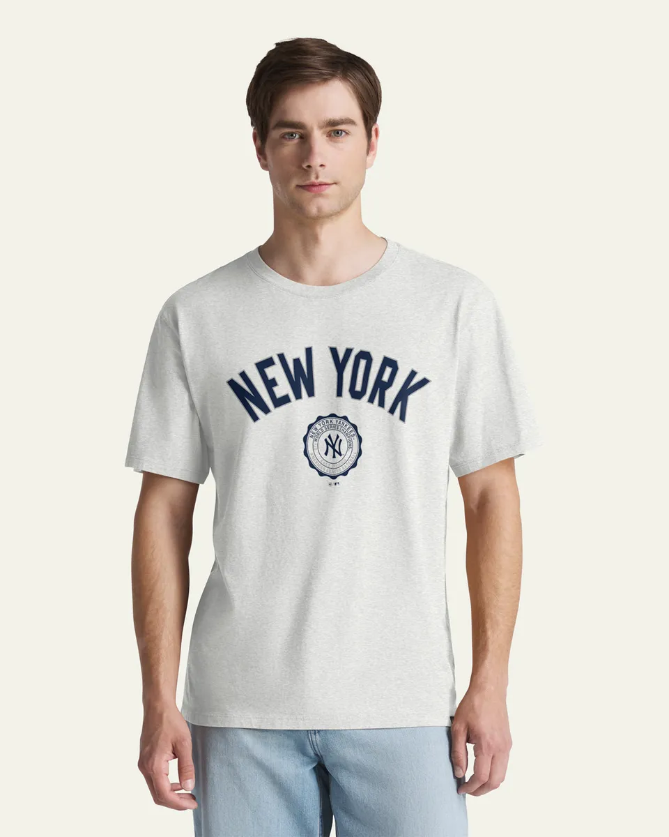 new-york-yankees-crest-bend-47-everyday-tee-relay-grey image 1