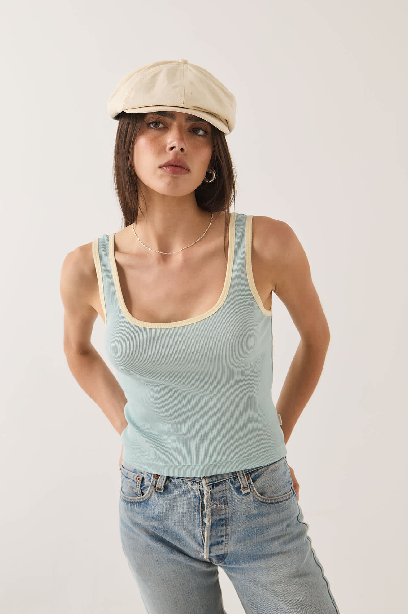 brixton-ringer-organic-a-tank-top-sea-grass image 1