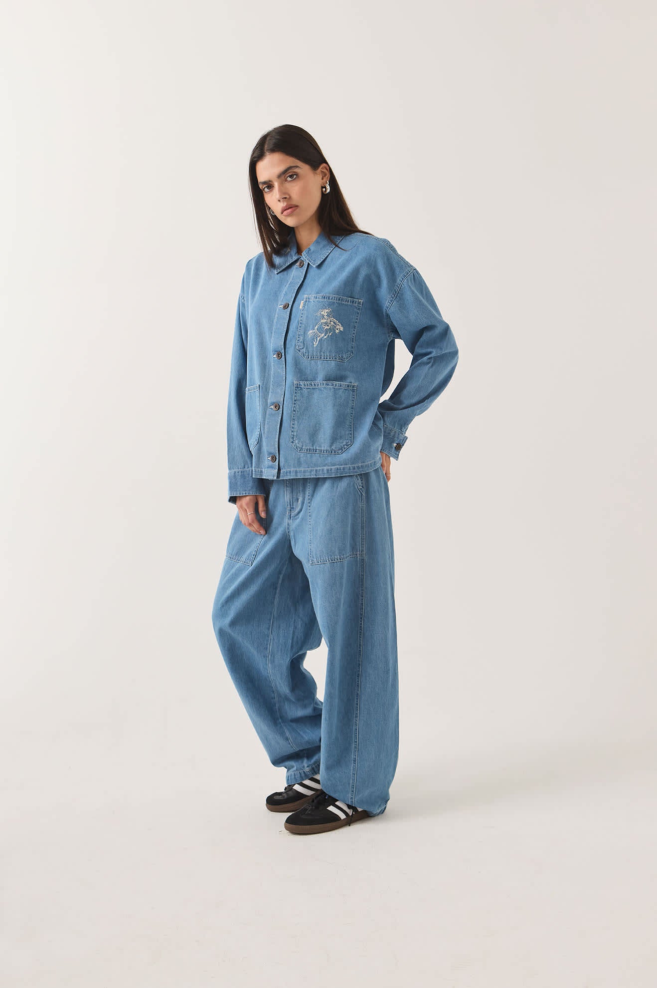 brixton-barn-jacket-damen-jacke-light-stone-wash image 3