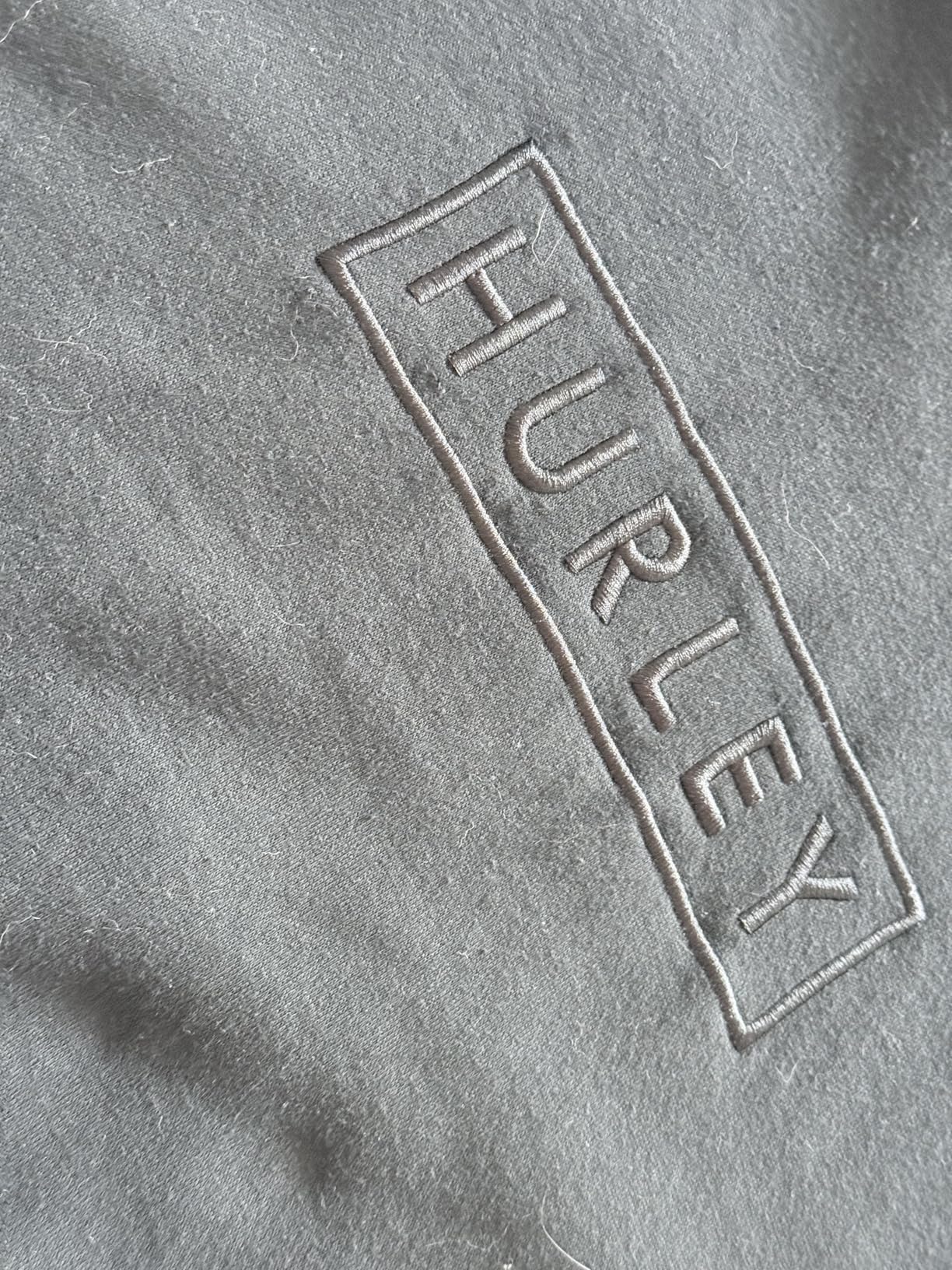 Taschen tief
