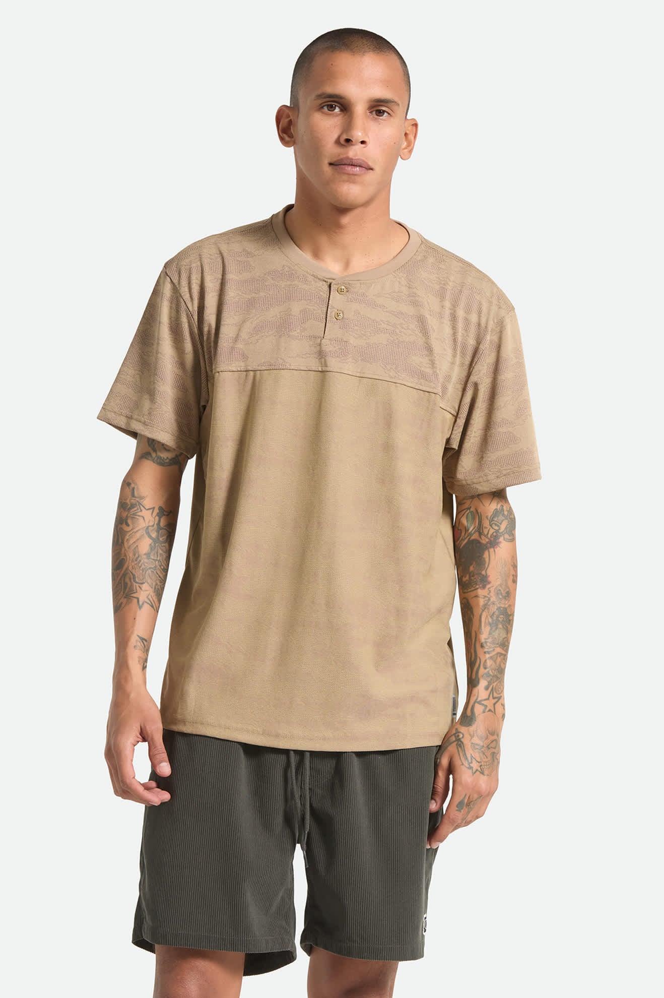 brixton-journey-henley-shirt-desert-camo image 2