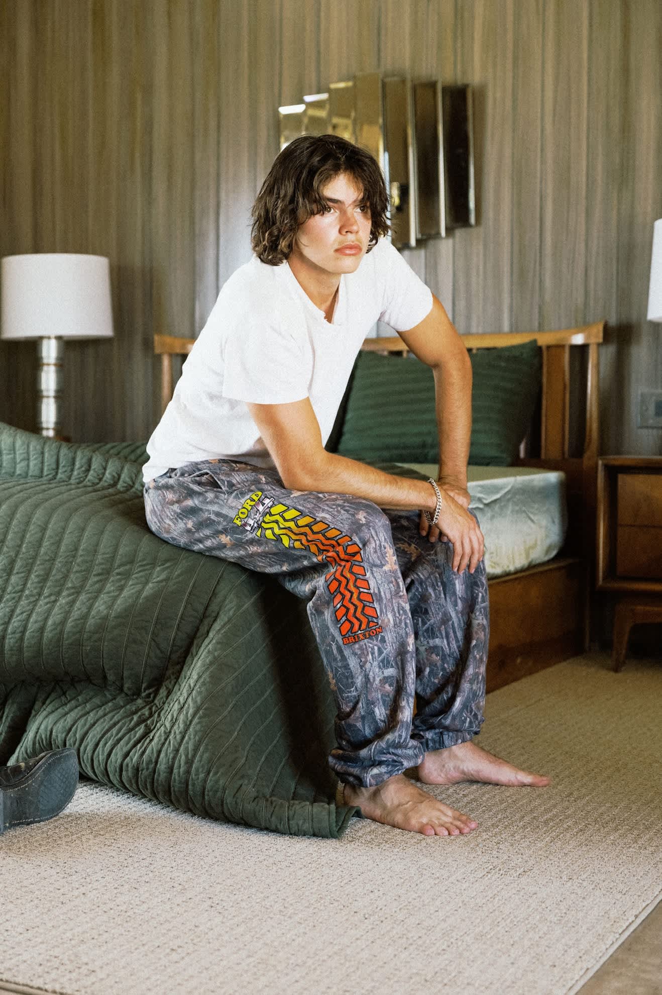 brixton-ford-4x4-chrome-sweatpant-jogginghose-boxwood-green-print image 7