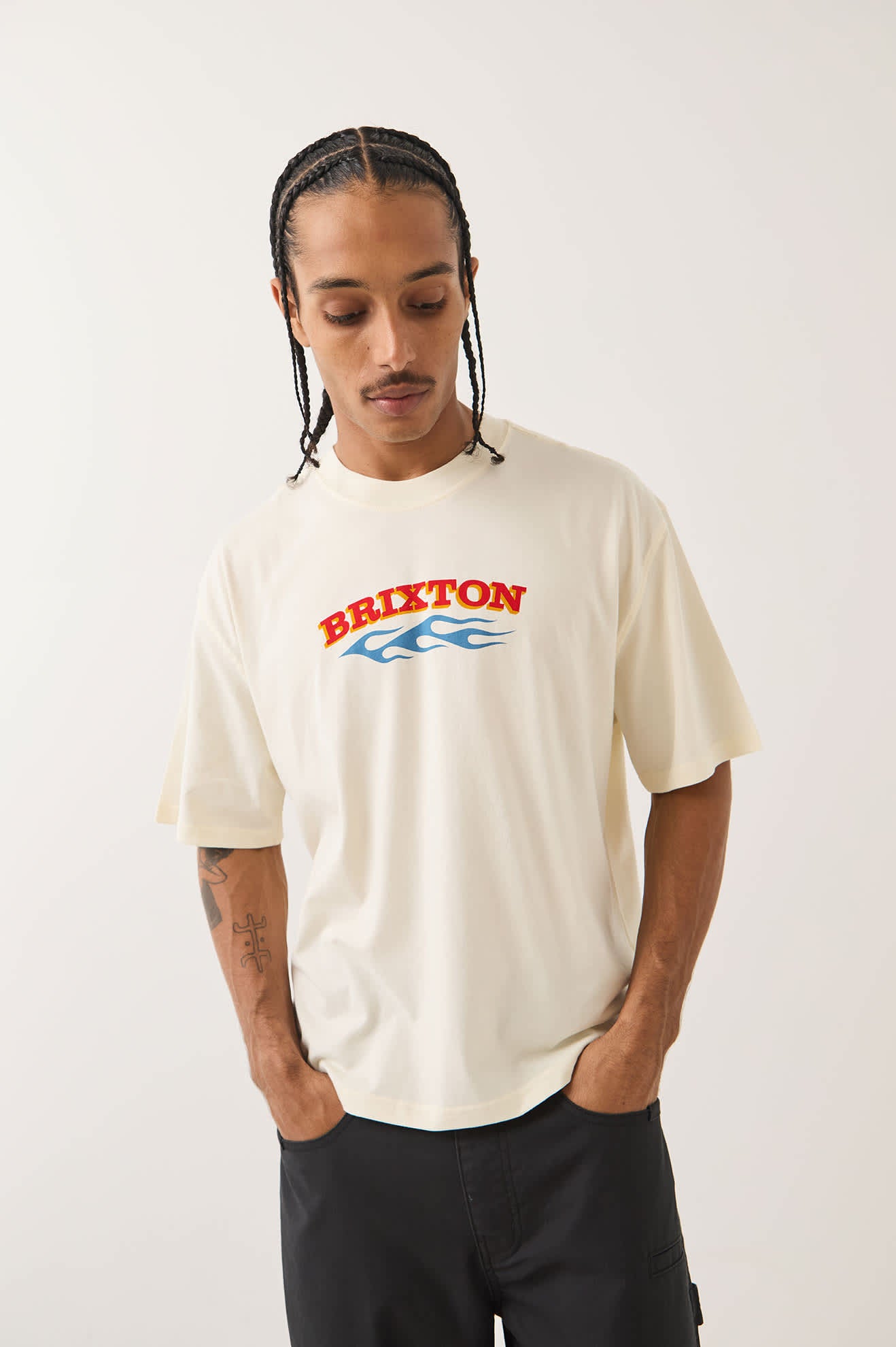 brixton-clifton-boxed-crop-t-shirt-cream-cropped-baumwolle image 4