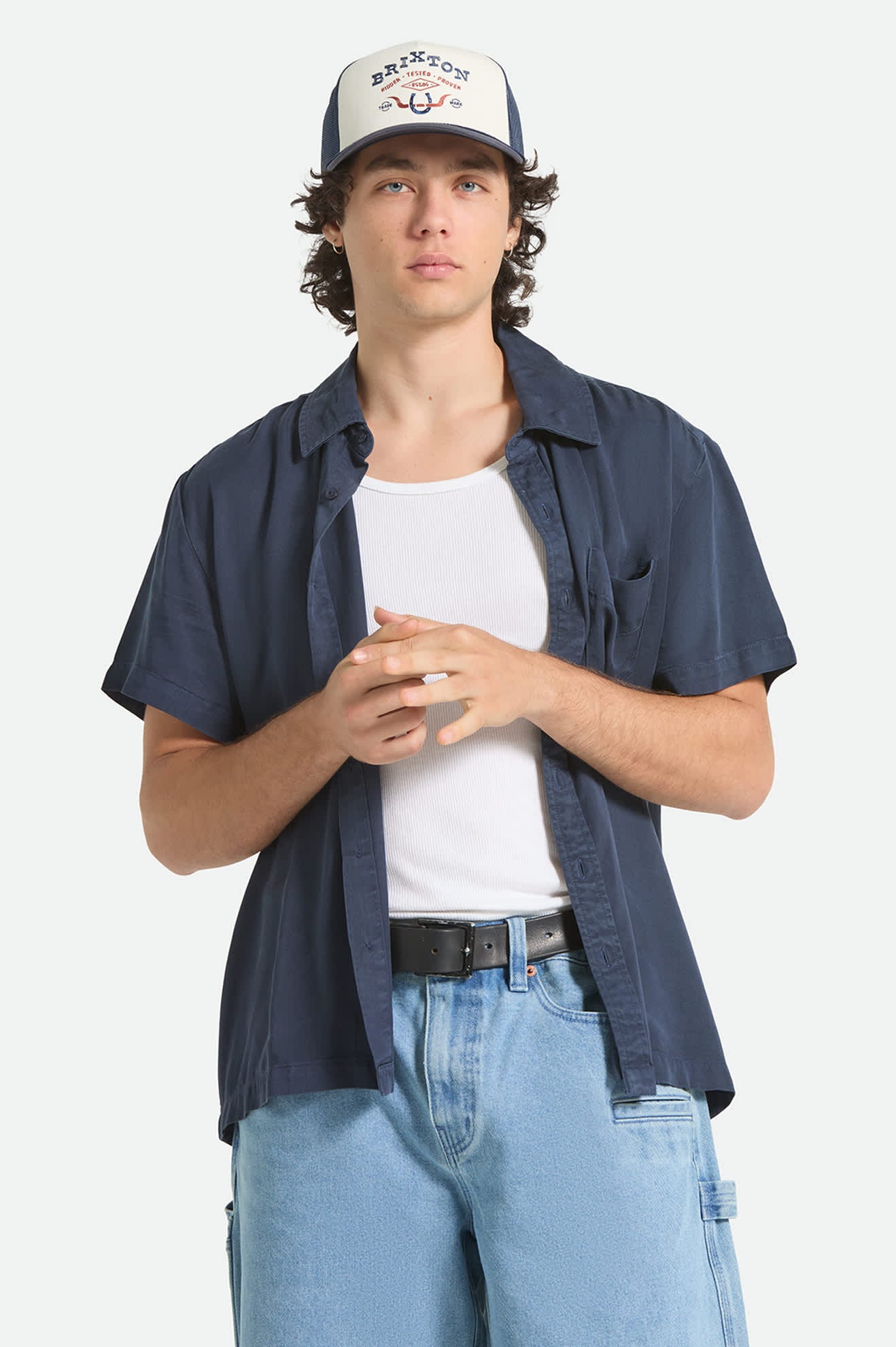 brixton-cooling-comfort-kurzarmhemd-midnight-navy-tencel image 2