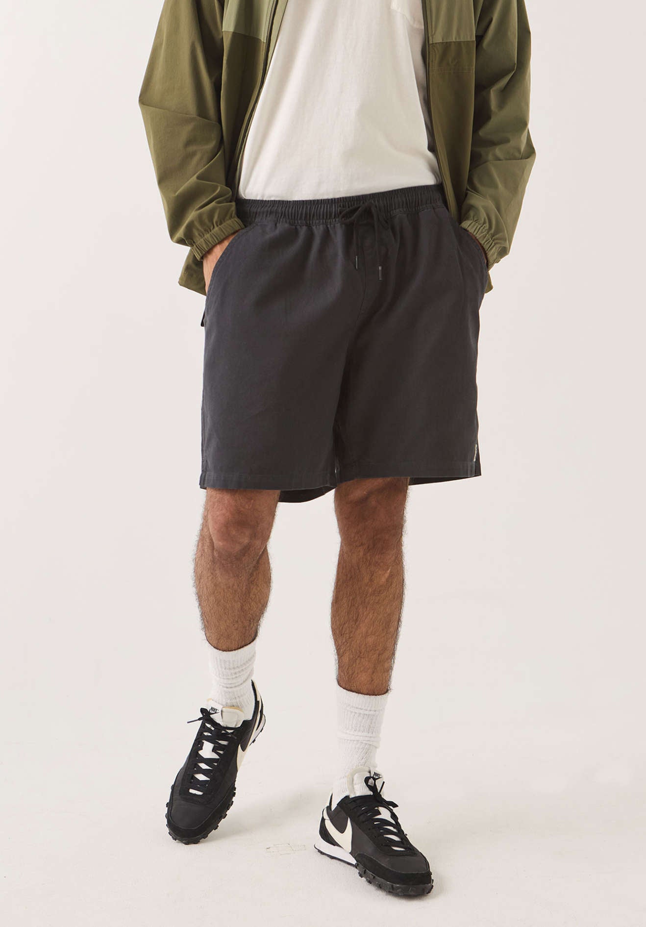 brixton-everyday-vintage-wash-short-black-baumwolle image 6